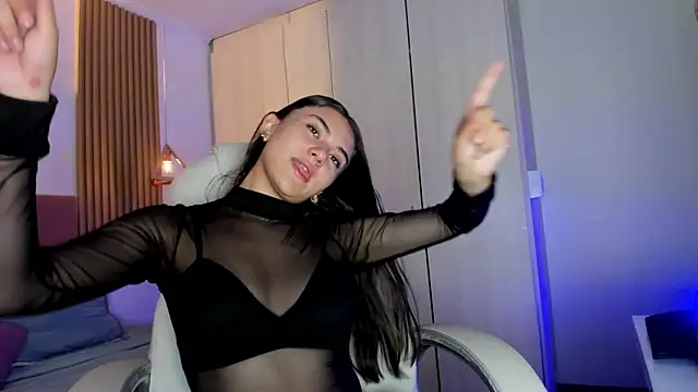Snapshot of mia_nevaeh chatting on June 2026 08:28:01 PM mia nevaeh online show from June 2026 08:28:01 PM