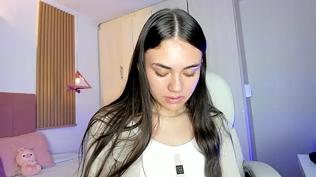 Snapshot of mia_nevaeh chatting on May 2026 09:13:01 PM mia nevaeh online show from May 2026 09:13:01 PM