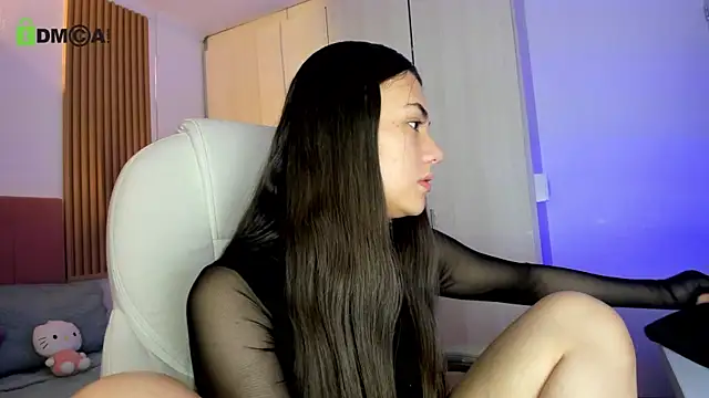 Snapshot of mia_nevaeh chatting on June 2026 08:47:02 PM mia nevaeh online show from June 2026 08:47:02 PM