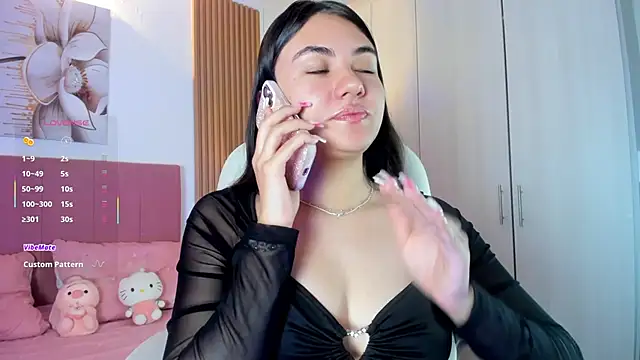 mia nevaeh online show from February 2026 07:47:01 PM