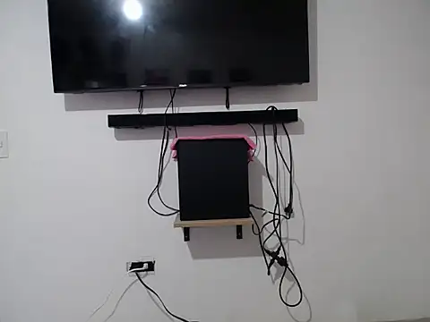 Snapshot of Corina_hot chatting on September 2025 10:32:02 PM Corina hot online show from September 2025 10:32:02 PM