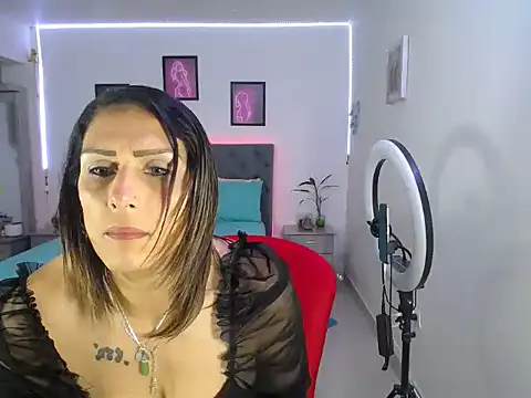 Corina hot online show from May 2026 08:47:02 PM