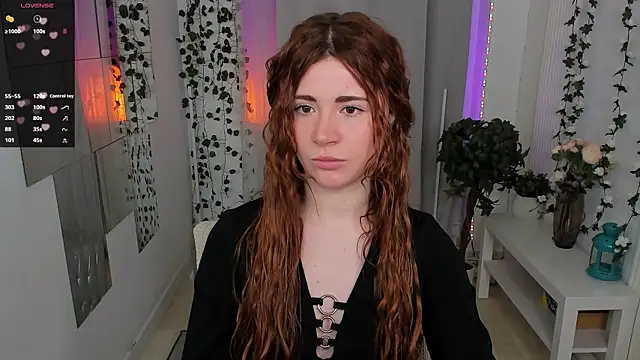 Snapshot of Freckle_Diyana chatting on November 2025 04:28:01 PM Freckle Diyana online show from November 2025 04:28:01 PM