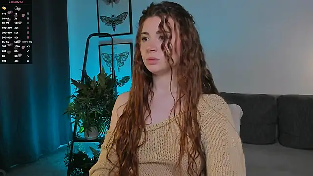 Snapshot of Freckle_Diyana chatting on November 2025 09:07:01 PM Freckle Diyana online show from November 2025 09:07:01 PM