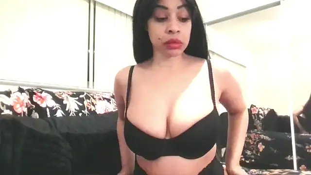 Snapshot of blow2024away chatting on January 2025 04:04:01 AM blow2024away online show from January 2025 04:04:01 AM