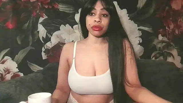 Snapshot of blow2024away chatting on December 2024 03:58:01 AM blow2024away online show from December 2024 03:58:01 AM