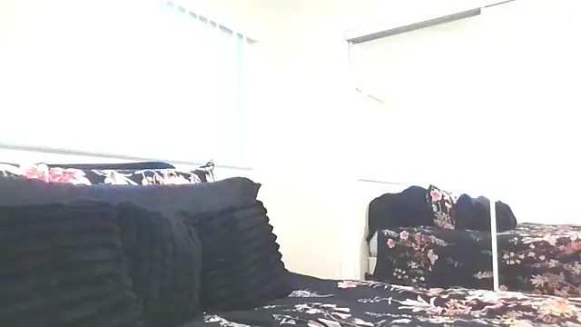 Snapshot of blow2024away chatting on March 2025 11:09:02 PM blow2024away online show from March 2025 11:09:02 PM