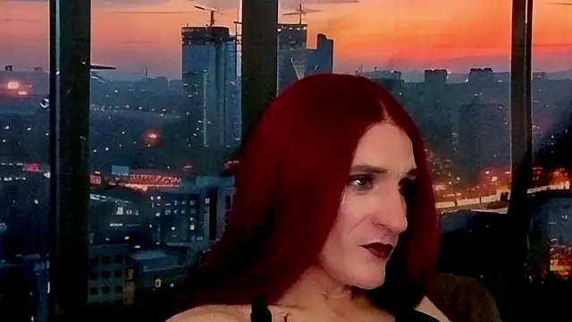 Snapshot of LuvNuk chatting on September 2025 09:30:02 AM LuvNuk online show from September 2025 09:30:02 AM