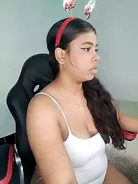Snapshot of Fanny_Klean chatting on December 2024 05:57:02 AM Fanny Klean online show from December 2024 05:57:02 AM