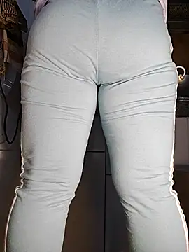 Snapshot of Manpreet_kaur21 chatting on February 2025 01:43:01 PM Manpreet kaur21 online show from February 2025 01:43:01 PM