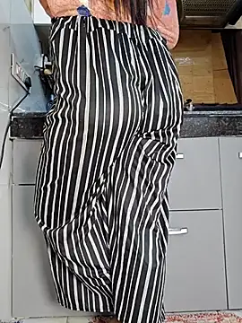 Snapshot of Manpreet_kaur21 chatting on February 2025 01:13:02 PM Manpreet kaur21 online show from February 2025 01:13:02 PM