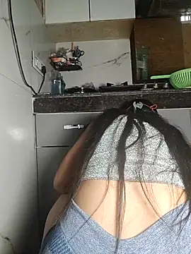 Snapshot of Manpreet_kaur21 chatting on November 2025 06:17:02 AM Manpreet kaur21 online show from November 2025 06:17:02 AM