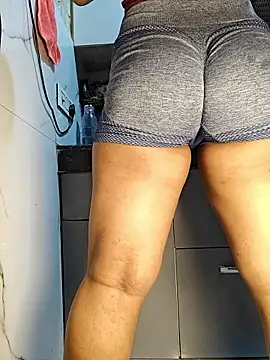 Manpreet kaur21 online show from April 2026 05:08:02 PM