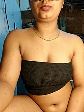 Manpreet kaur21 online show from February 2026 05:42:02 PM