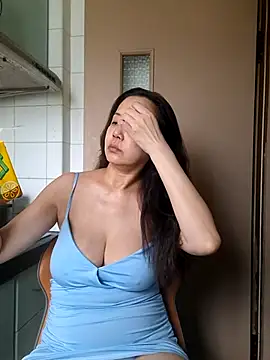 LenaShow online show from March 2026 05:44:01 AM