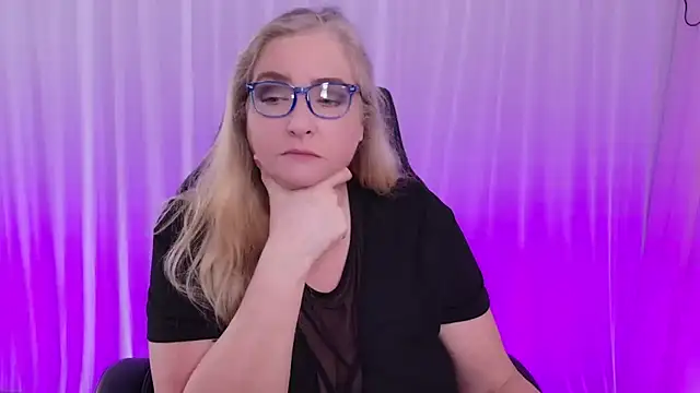 Snapshot of KatDSinclair chatting on February 2025 05:09:01 PM KatDSinclair online show from February 2025 05:09:01 PM