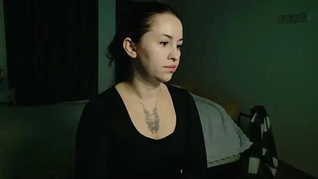 VioletCatt online show from October 2025 05:41:02 AM