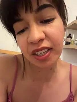 BitchyBratxxx online show from May 2026 01:23:01 PM