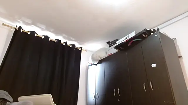 badanyboy online show from November 2025 05:17:01 PM