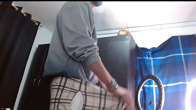 badanyboy online show from November 2025 02:56:02 AM