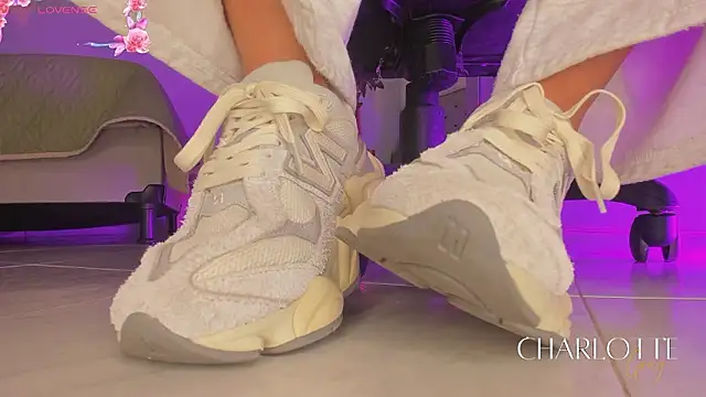 charlotte  grey online show from March 2026 08:27:02 PM