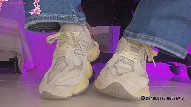 charlotte  grey online show from March 2026 07:54:02 PM