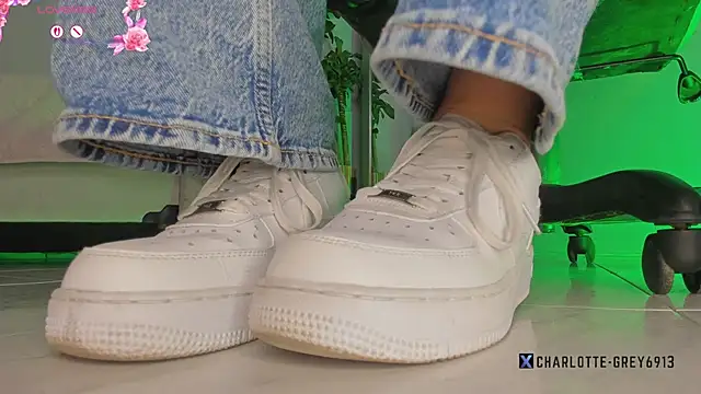 charlotte  grey online show from March 2026 07:51:01 PM