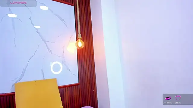 Mia thompson 19 online show from April 2026 07:21:02 PM