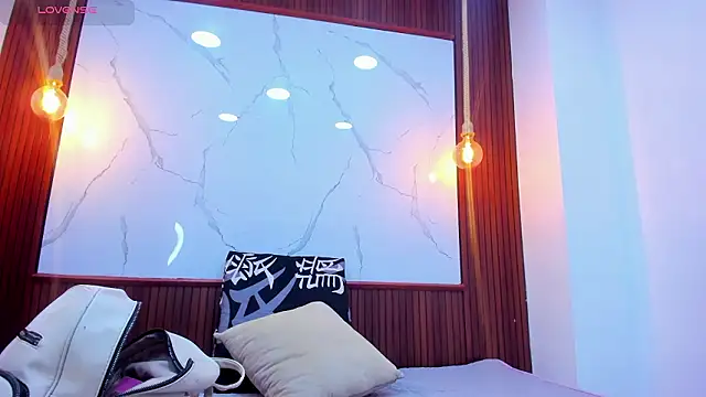 Mia thompson 19 online show from March 2026 08:26:01 PM