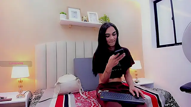 Mia thompson 19 online show from May 2026 07:20:02 PM