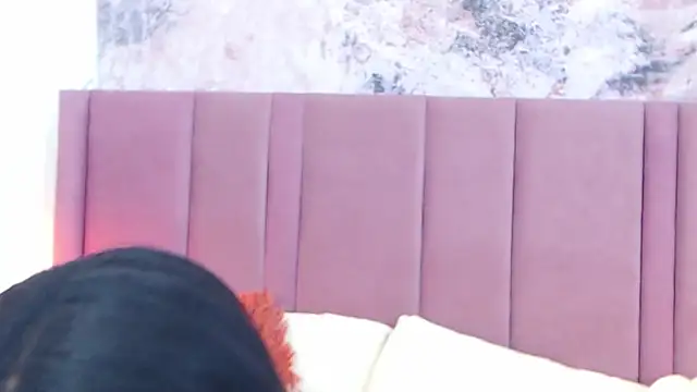 Snapshot of SabrinaDevill chatting on October 2025 01:21:02 PM SabrinaDevill online show from October 2025 01:21:02 PM