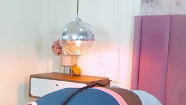 SabrinaDevill online show from February 2026 01:32:01 PM