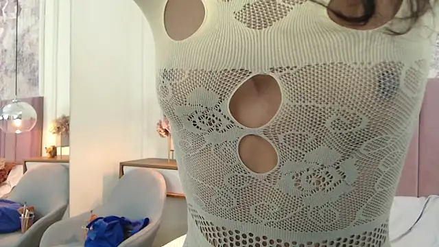 Snapshot of SabrinaDevill chatting on October 2025 12:58:02 PM SabrinaDevill online show from October 2025 12:58:02 PM