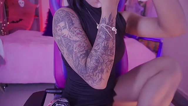 madelyn rose  online show from October 2025 02:52:02 AM