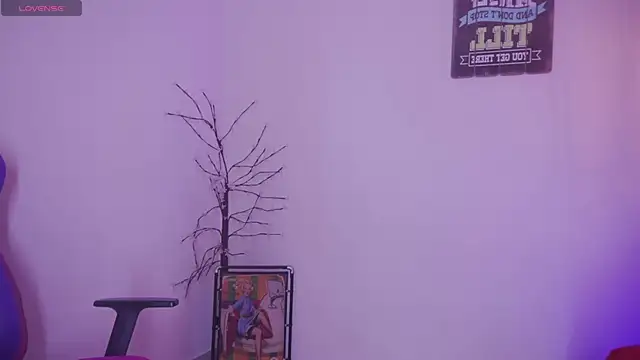 madelyn rose  online show from November 2025 01:33:02 AM