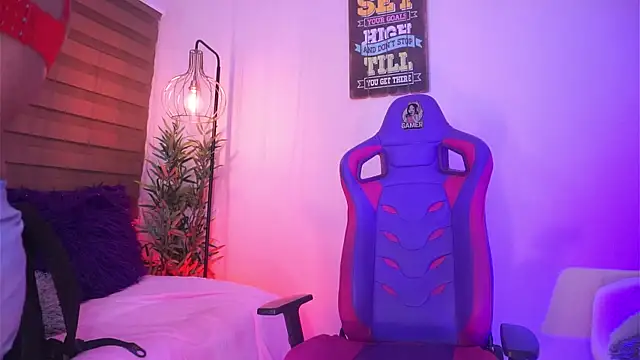 madelyn rose  online show from November 2025 02:22:01 AM