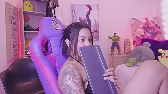 madelyn rose  online show from April 2026 07:58:02 PM