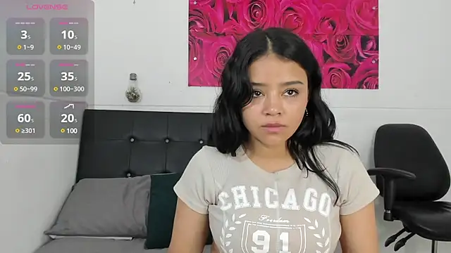Snapshot of Tiffanny_Rose_ chatting on December 2024 07:38:02 PM Tiffanny Rose online show from December 2024 07:38:02 PM