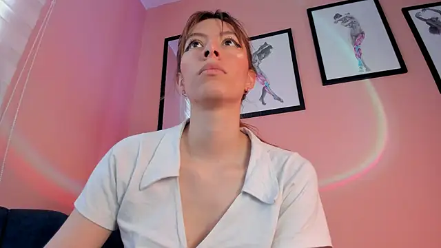 Snapshot of SensualJane2 chatting on September 2025 09:48:01 PM SensualJane2 online show from September 2025 09:48:01 PM