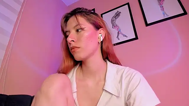 Snapshot of SensualJane2 chatting on October 2025 11:28:01 PM SensualJane2 online show from October 2025 11:28:01 PM