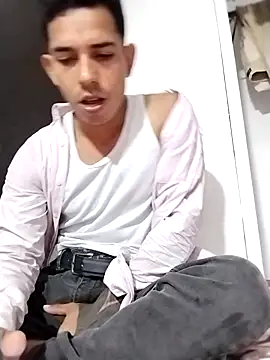 chero 95 online show from April 2026 10:44:02 PM