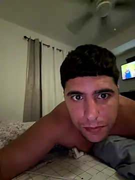 Snapshot of elwhite1996 chatting on October 2025 06:23:01 AM elwhite1996 online show from October 2025 06:23:01 AM