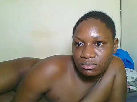 Prettyface25 online show from May 2026 11:41:01 PM