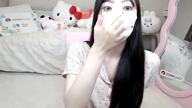 Snapshot of momo_room chatting on September 2025 11:55:02 PM momo room online show from September 2025 11:55:02 PM