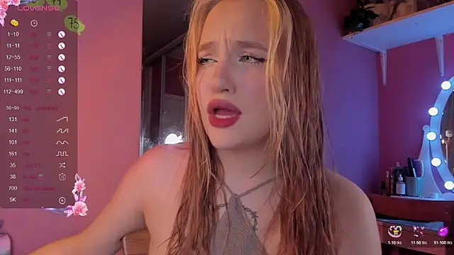 CarolineLovers online show from October 2025 09:03:01 PM