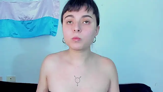 elizabethtaylorxxx online show from November 2025 09:04:01 PM