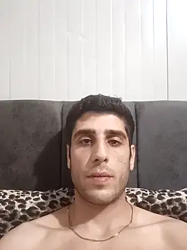 arenn1997 online show from April 2026 12:28:01 AM