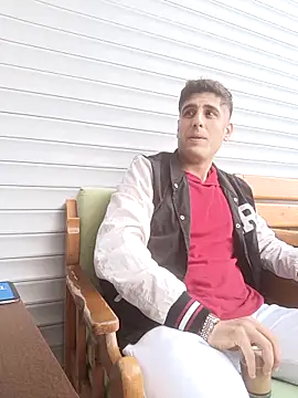 arenn1997 online show from November 2025 01:37:02 PM