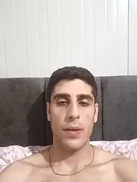 arenn1997 online show from April 2026 10:27:02 PM