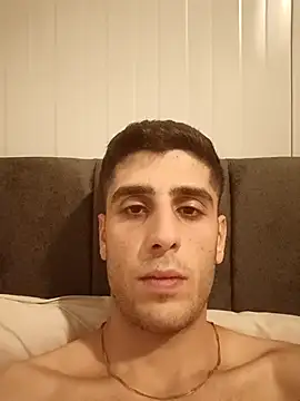 arenn1997 online show from February 2026 11:28:02 PM